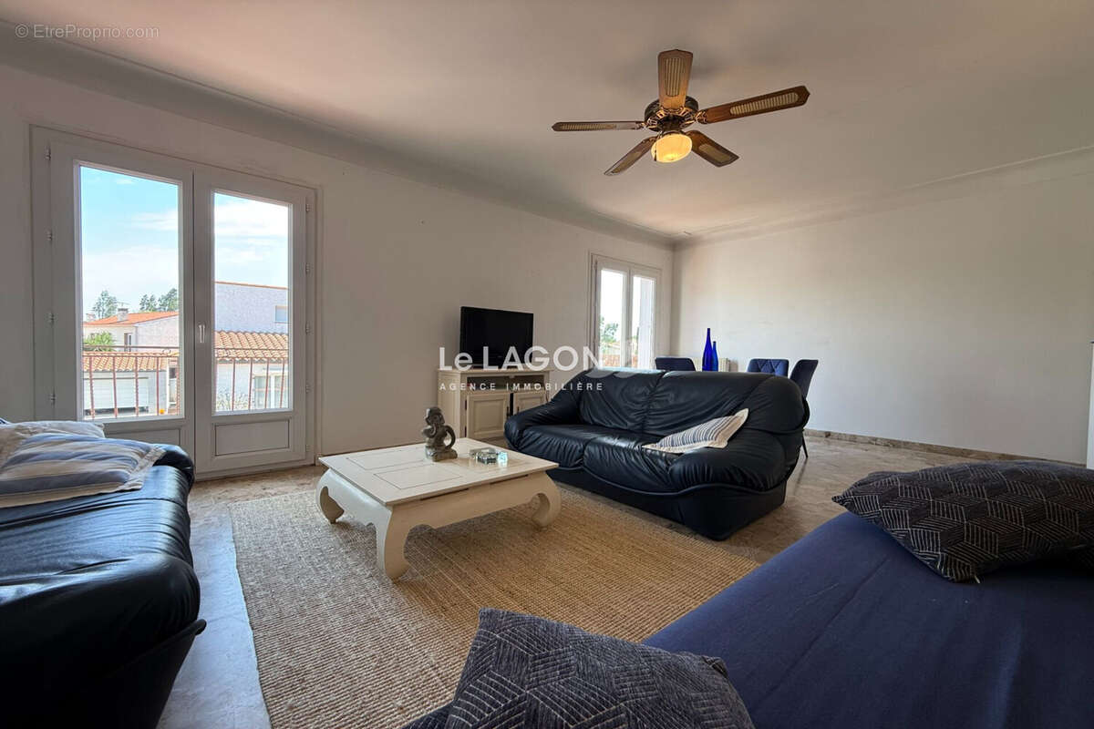 Maison 140 m² à Saint-Cyprien  - photo 2