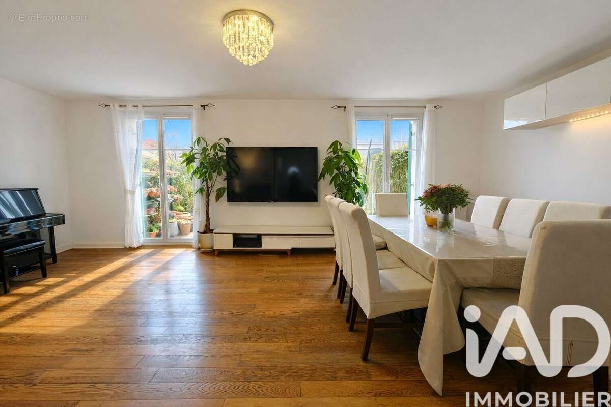 Photo 6 - Maison à BUSSY-SAINT-GEORGES