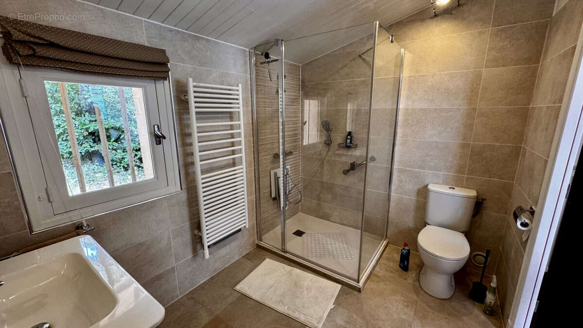 Maison d'architecte d'exception 265m² -Plein sud -Piscine intérieure - Calme absolu - photo 7
