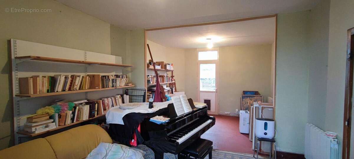 Maison à LA GUERCHE-SUR-L'AUBOIS