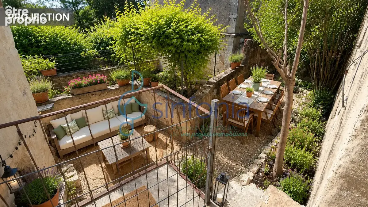 Charmante maison de village rénovée avec jardin, terrasse, grand garage et caves voûtées - photo 3