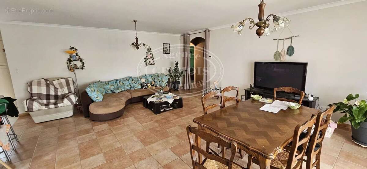 Maison à LEZIGNAN-CORBIERES