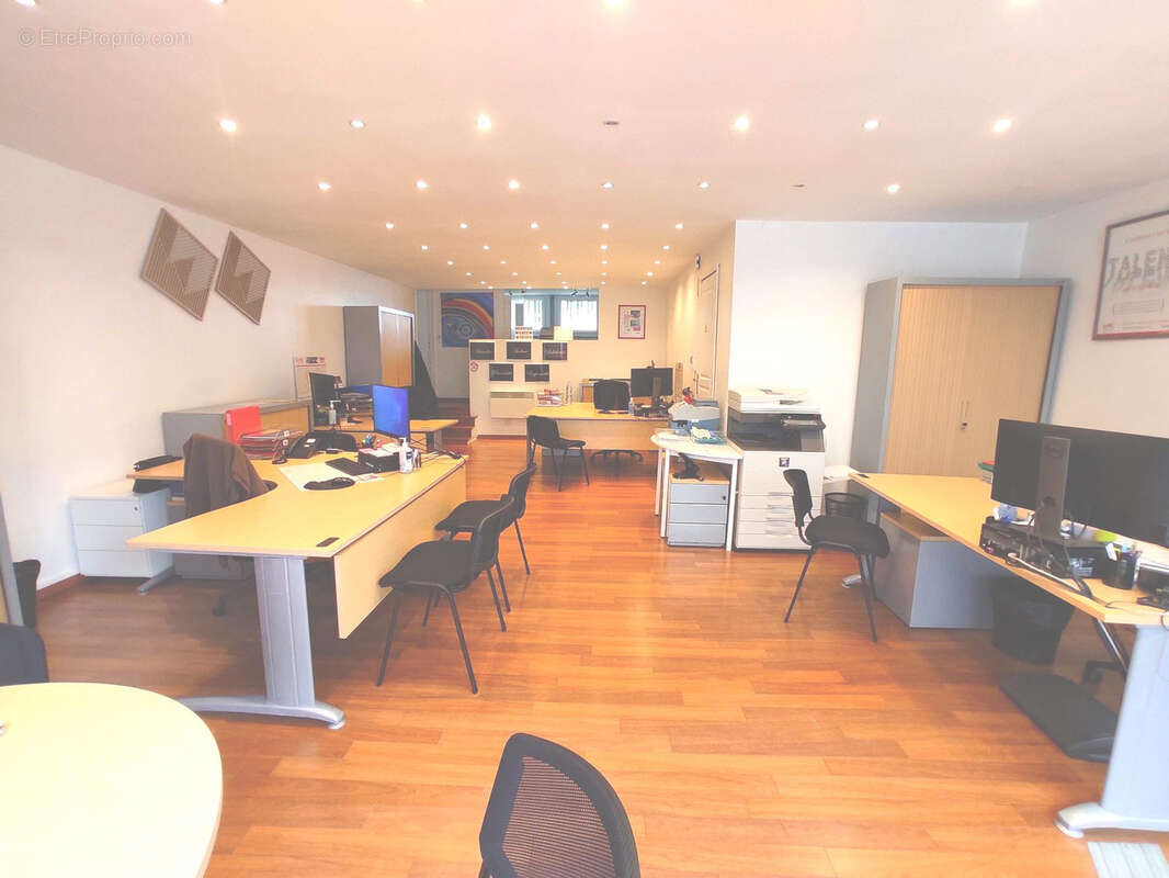 Commerce à BOULOGNE-SUR-MER