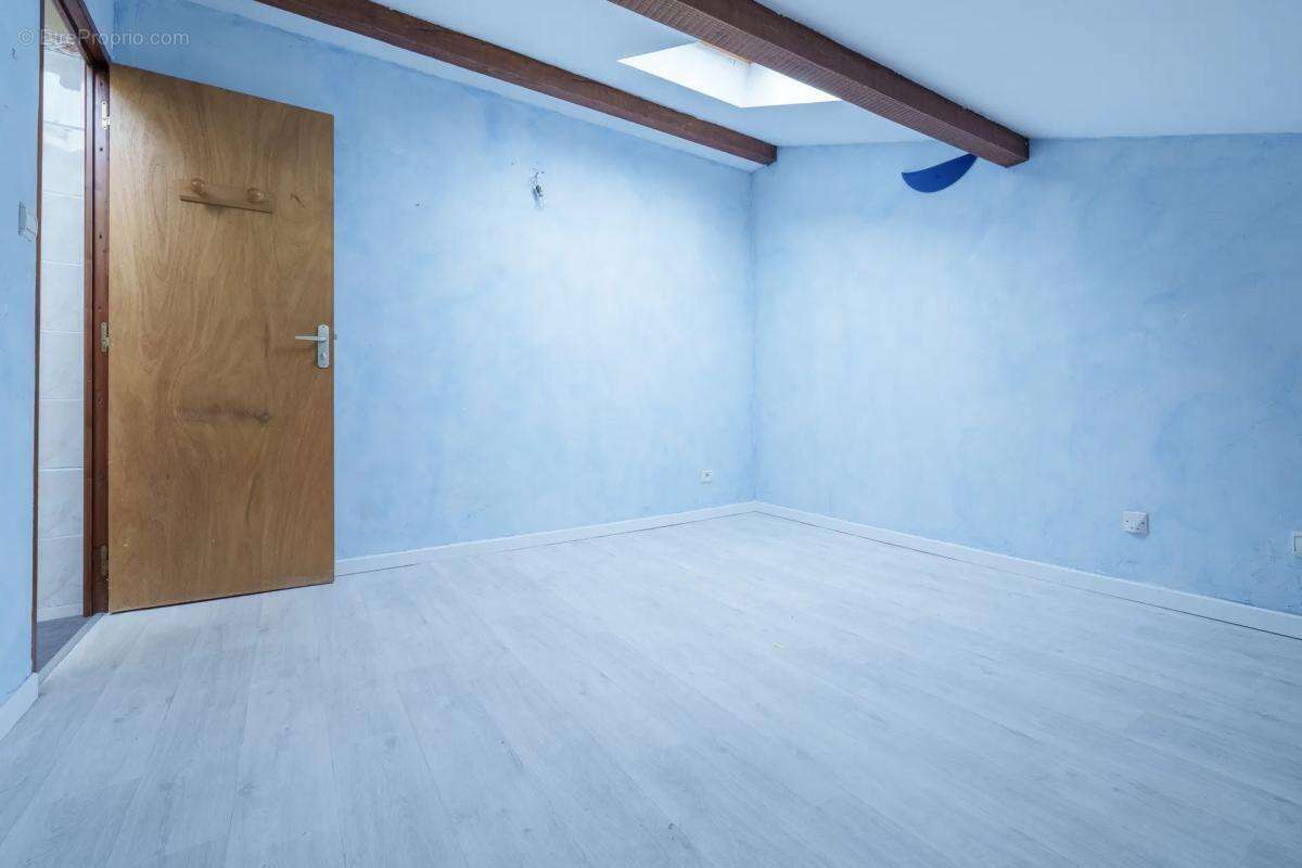 Maison à FRANCHEVILLE