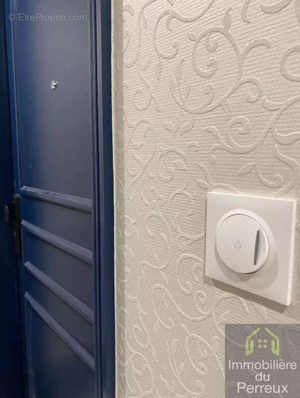 Appartement à LE PERREUX-SUR-MARNE