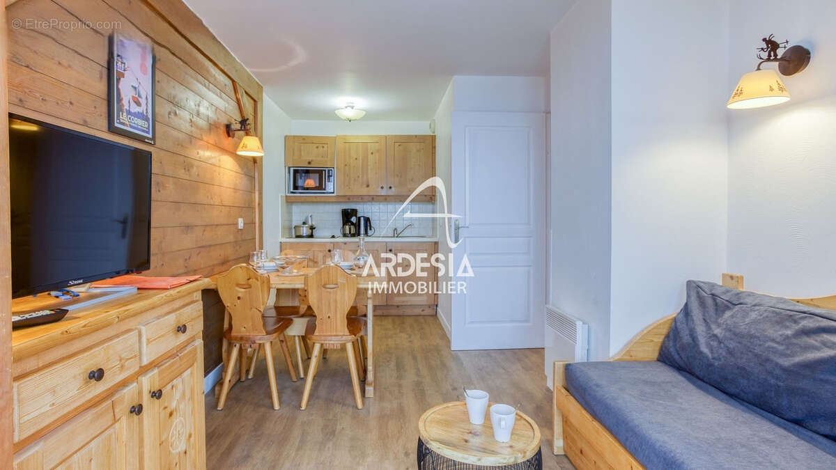 Appartement à LE CHATEL