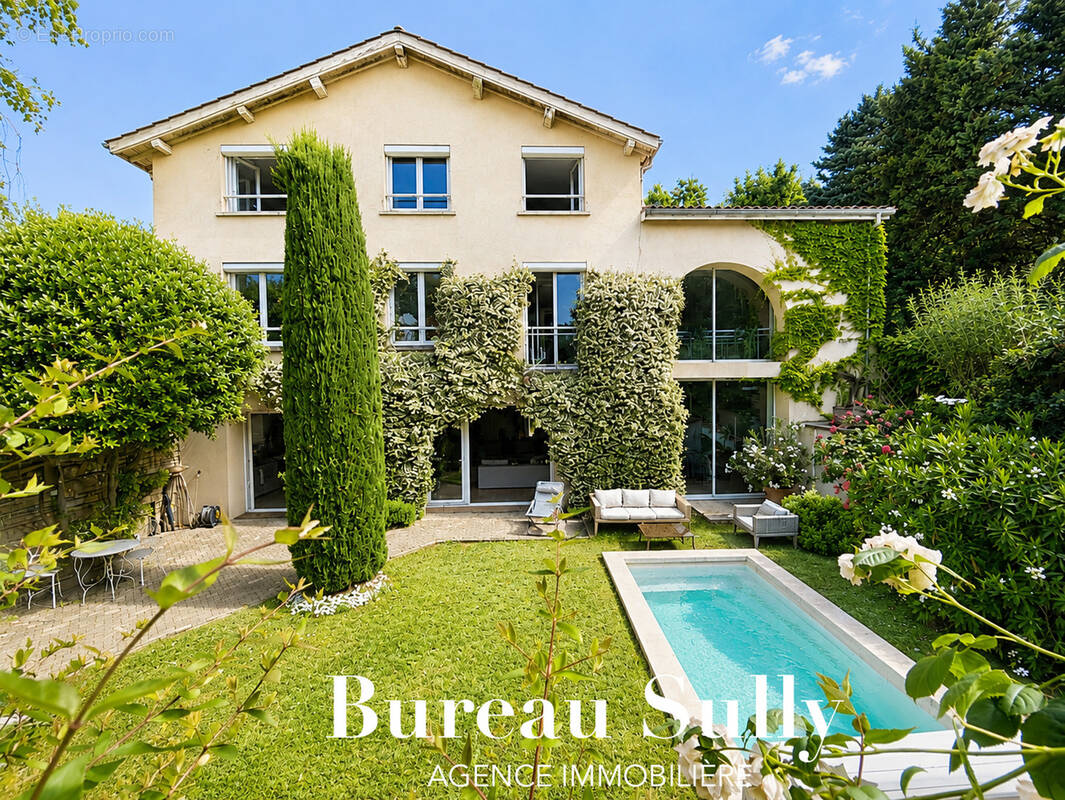 Maison à SAINT-DIDIER-AU-MONT-D'OR