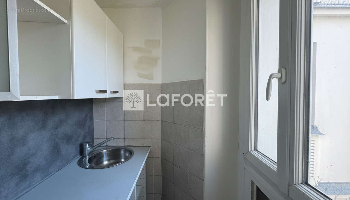 Appartement à PARIS-20E