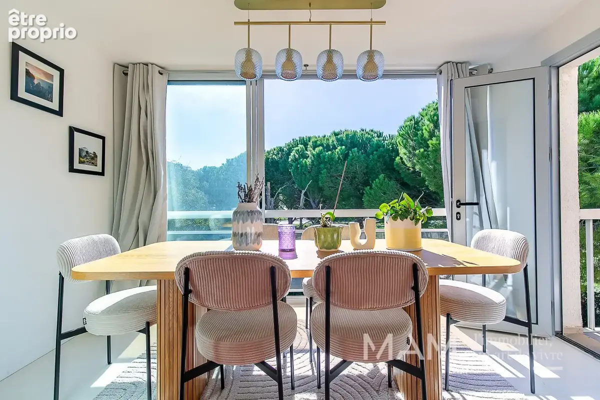 T3 78 m2 avec toit-terrasse 72 m2 et vue collines - photo 4
