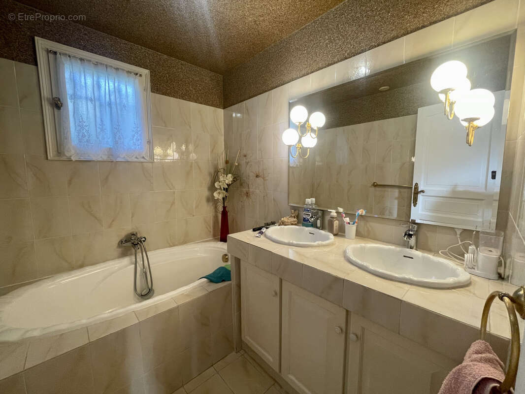 Maison à SAINT-RAPHAEL