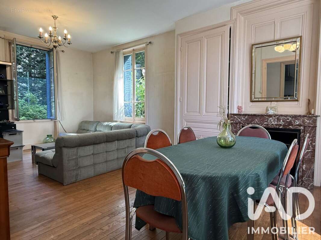 Maison 104 m² à Tassin-La-Demi-Lune  - photo 3