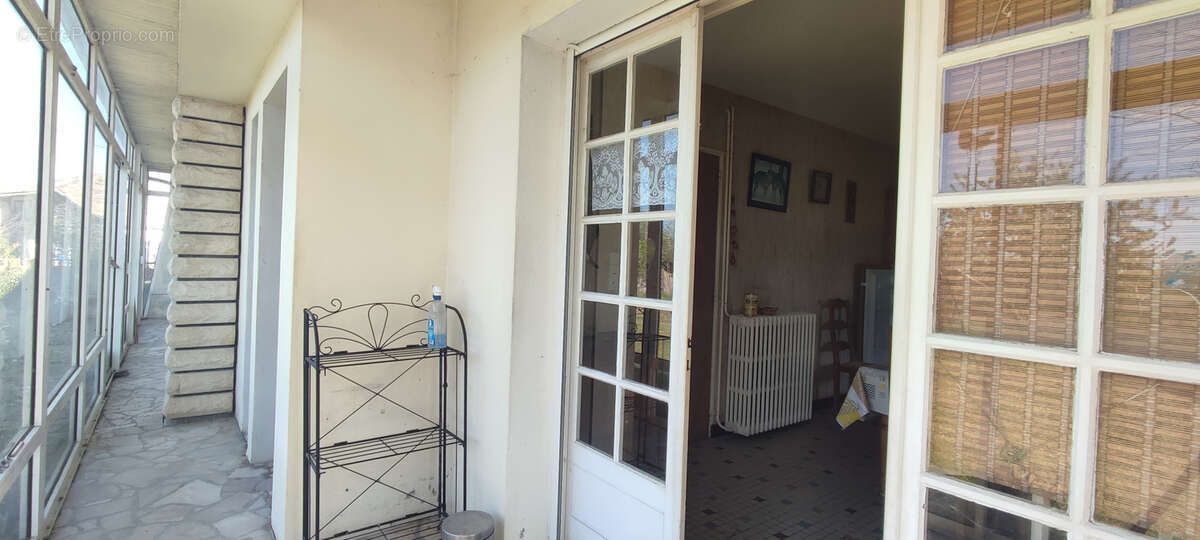 Maison à CHENAC-SAINT-SEURIN-D'UZET
