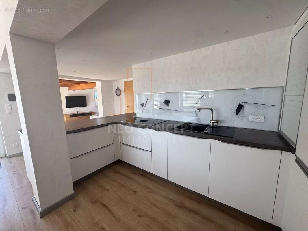 Ensemble immobilier de 219 m² à Forstfeld - photo 10