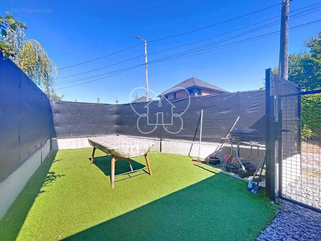 Maison à RAIMBEAUCOURT