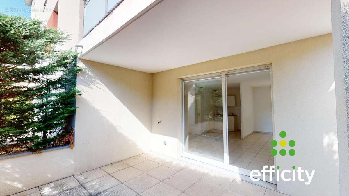 Appartement 40 m² à Oullins  - photo 3