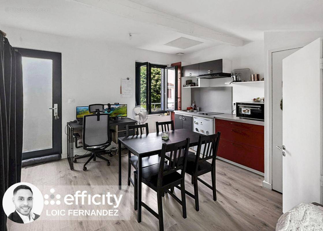 Appartement à DECINES-CHARPIEU