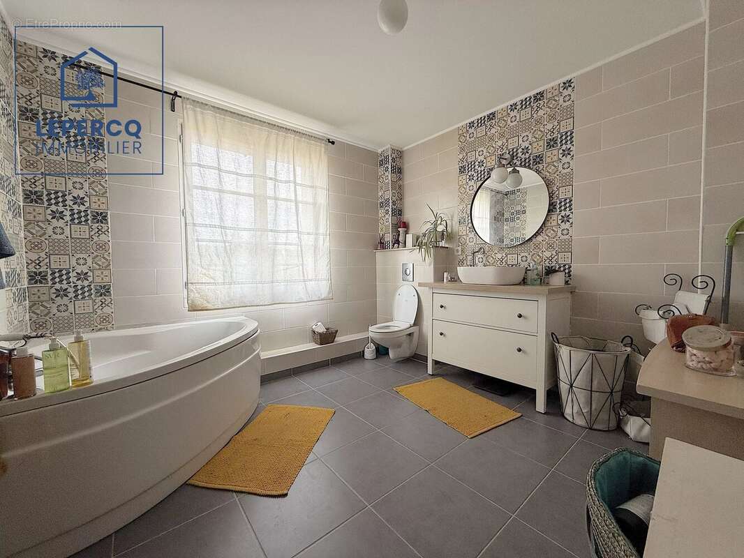 Maison 6 pièces 140 m² - photo 8