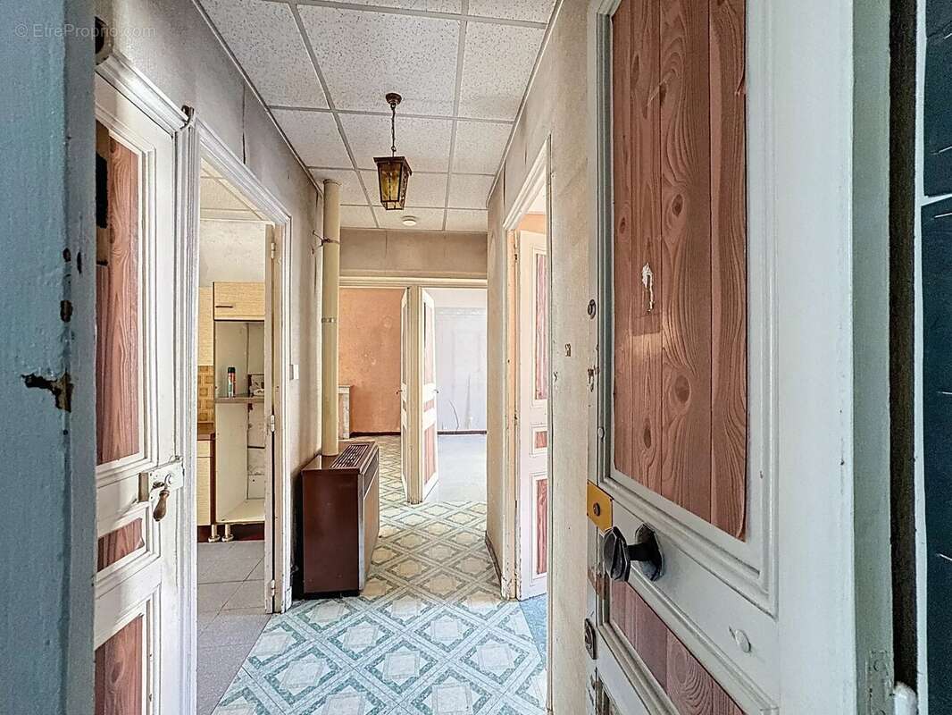 Appartement à MARSEILLE-9E