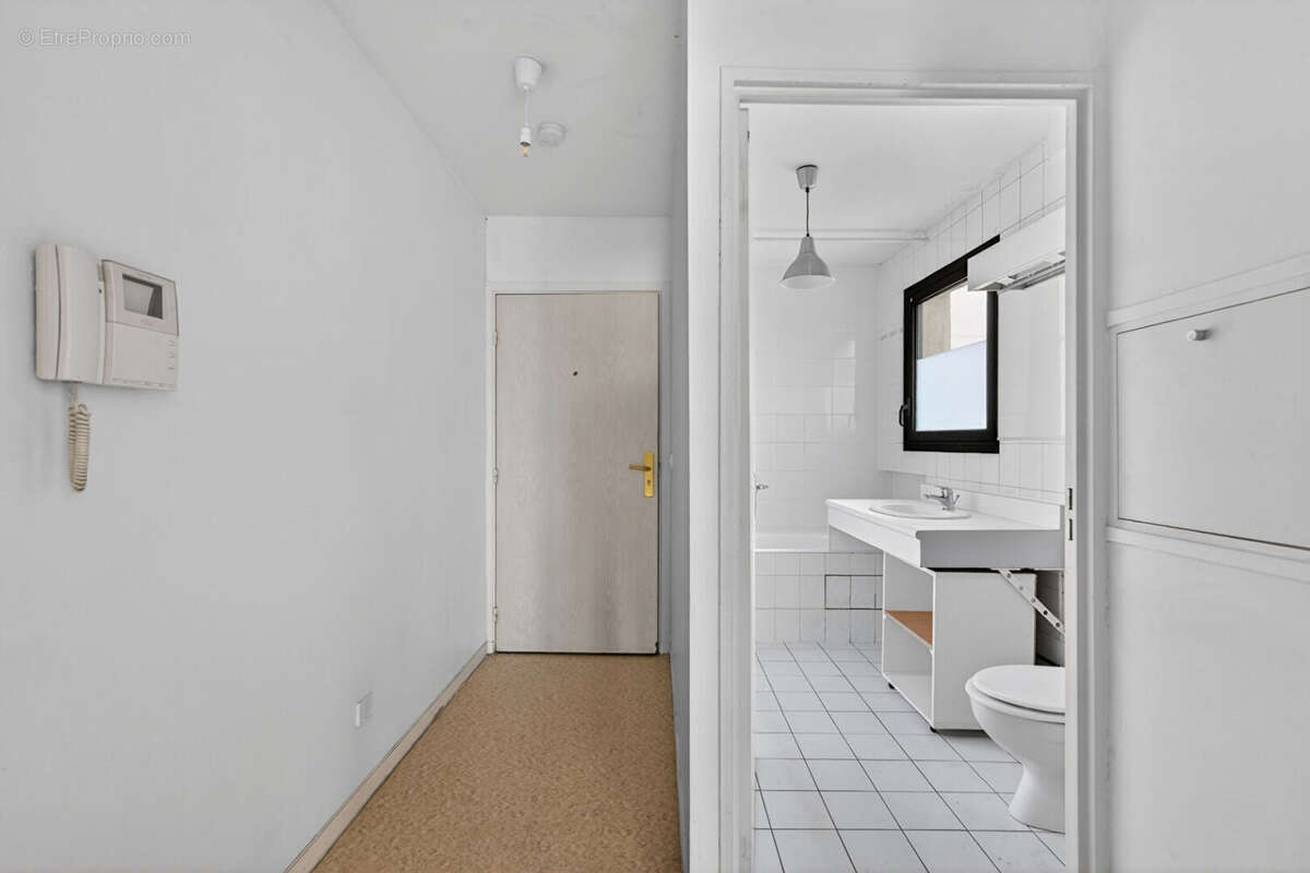 Appartement à PARIS-20E