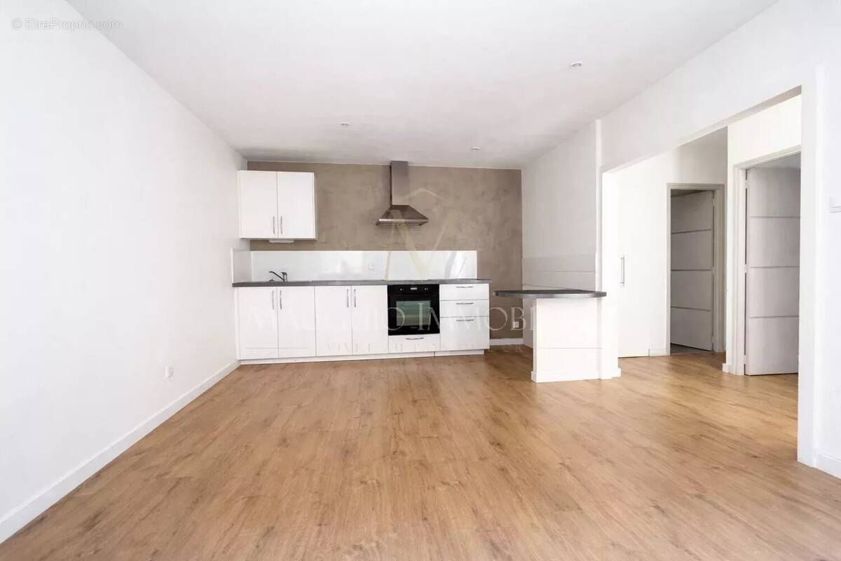 Appartement à CANDILLARGUES