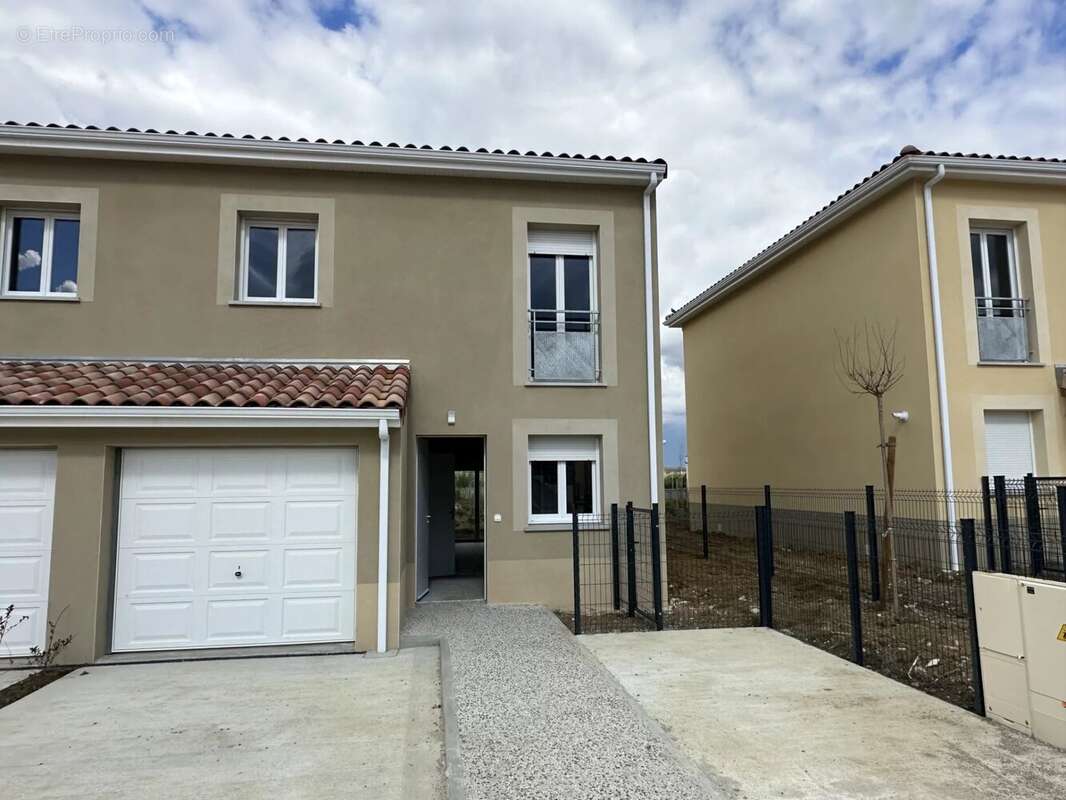 Maison à GRAGNAGUE