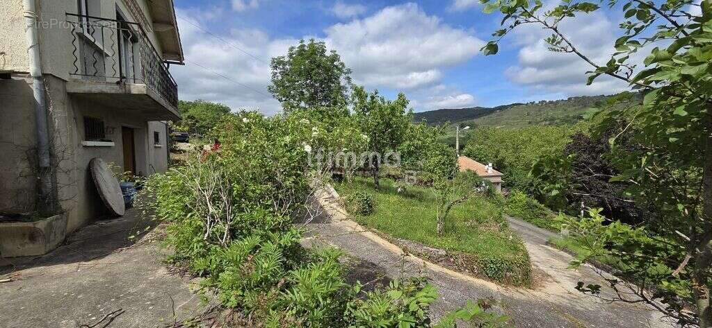 Maison à CAMPAGNE-SUR-AUDE