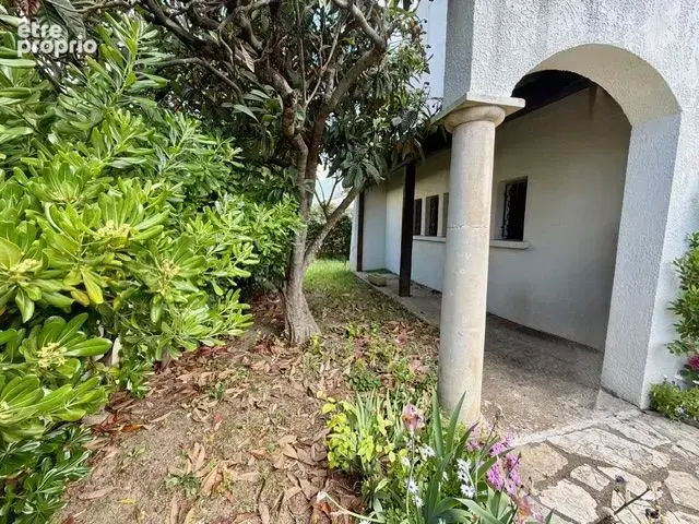 Maison 224 m² à Lunel  - photo 2