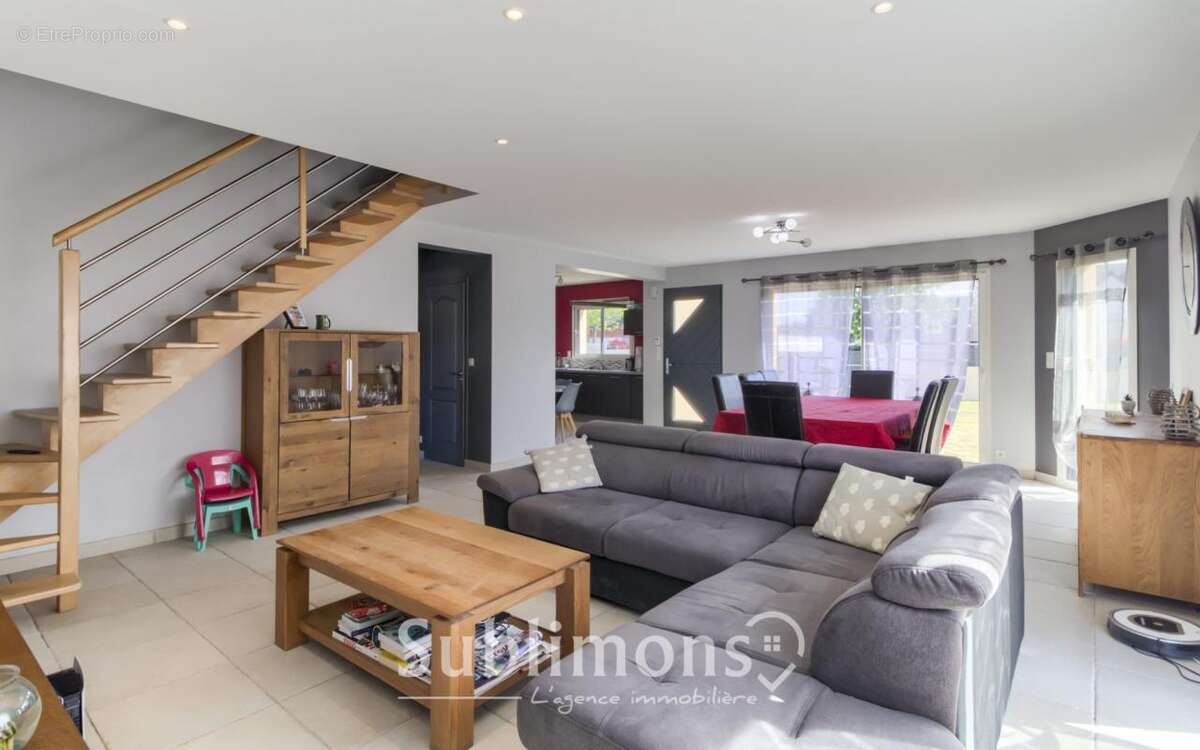 Maison à SERENT