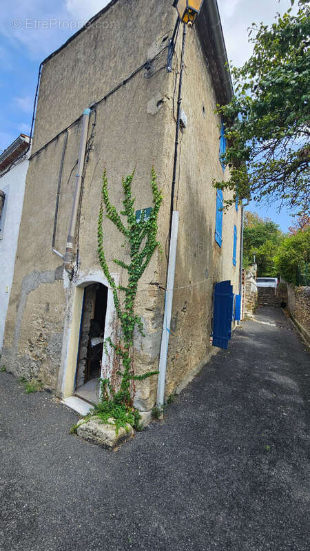 Maison à COURNANEL