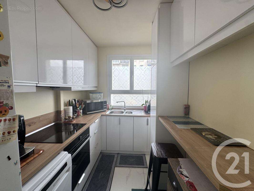 Appartement à FONTENAY-SOUS-BOIS