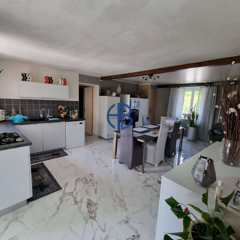 Maison à MARCILLOLES