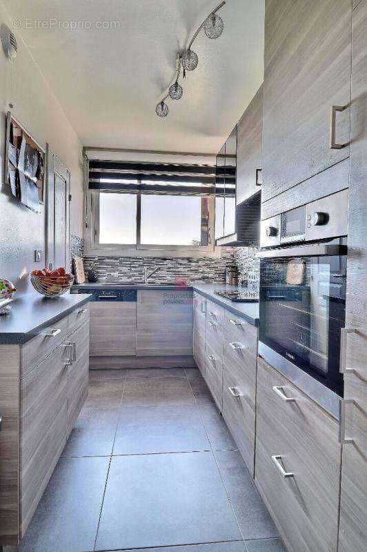 Appartement à SAINT-MICHEL-SUR-ORGE