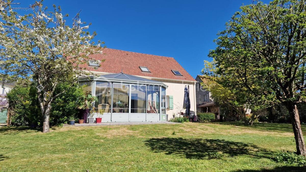 Maison à CHARS