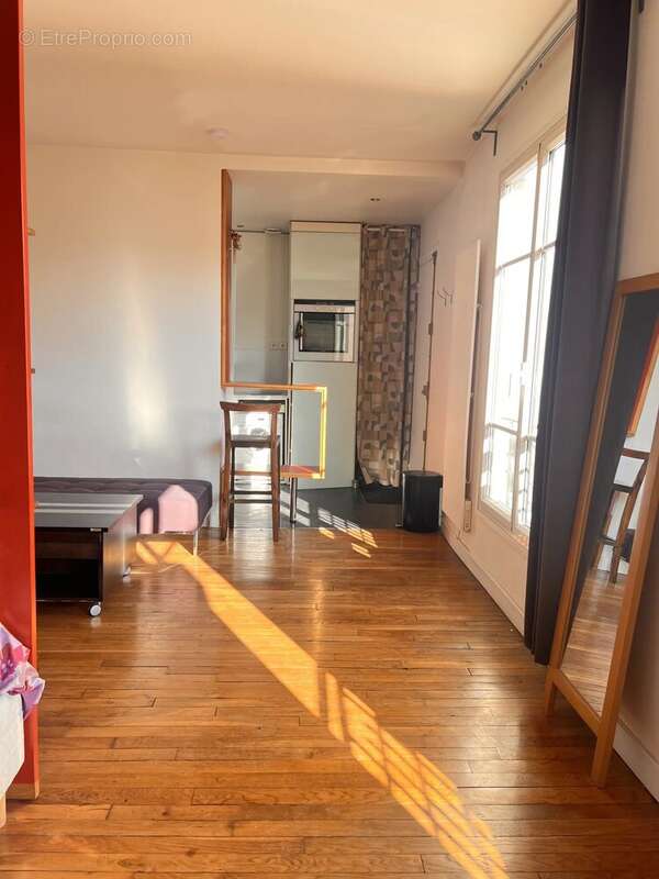 Appartement à PARIS-19E