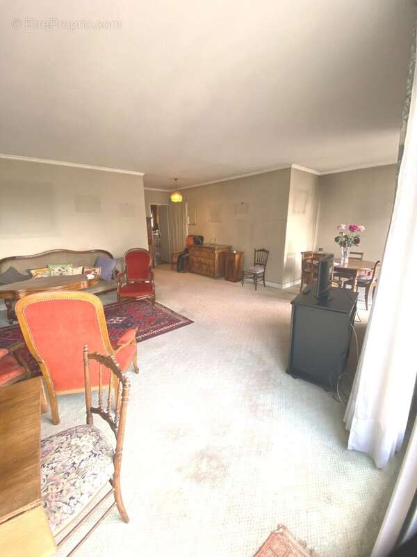 Appartement à PARIS-19E