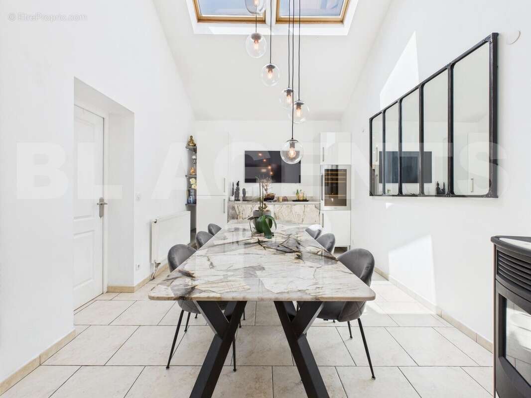 CAM04006G0-PR0036-STILL001 - Maison à MONTGERON