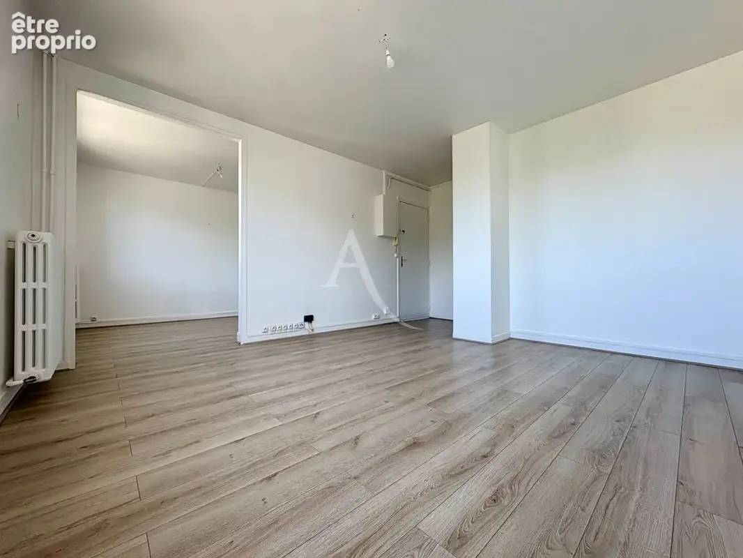 Appartement à BURES-SUR-YVETTE