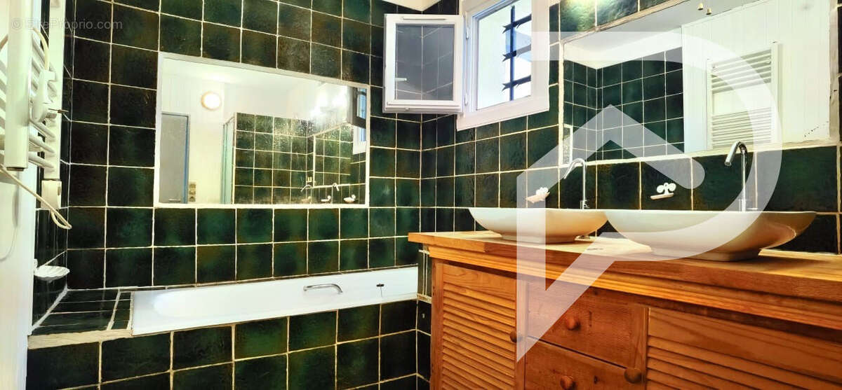 Maison à THEZAN-LES-BEZIERS