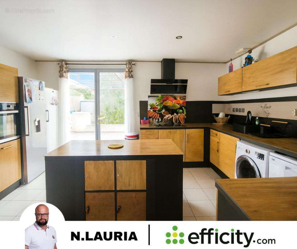 Maison à LA BASTIDE-DES-JOURDANS