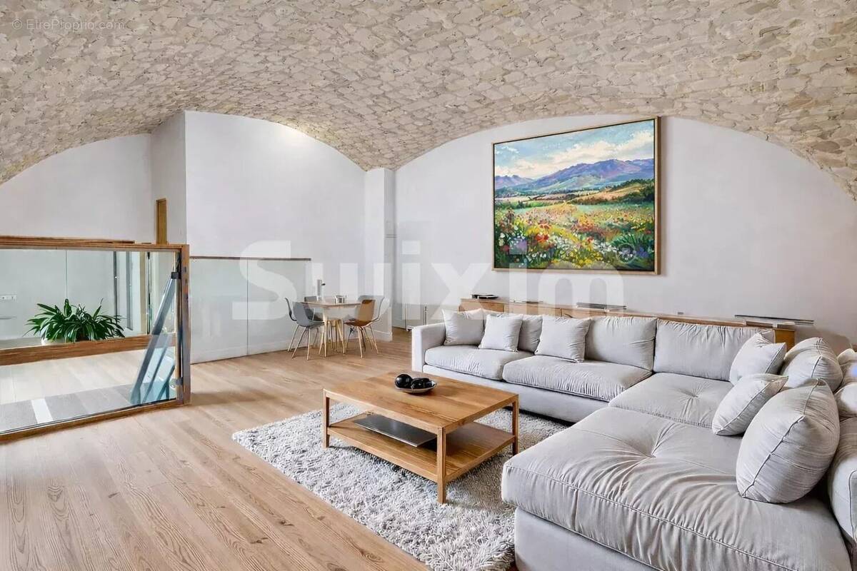Appartement à AIX-LES-BAINS