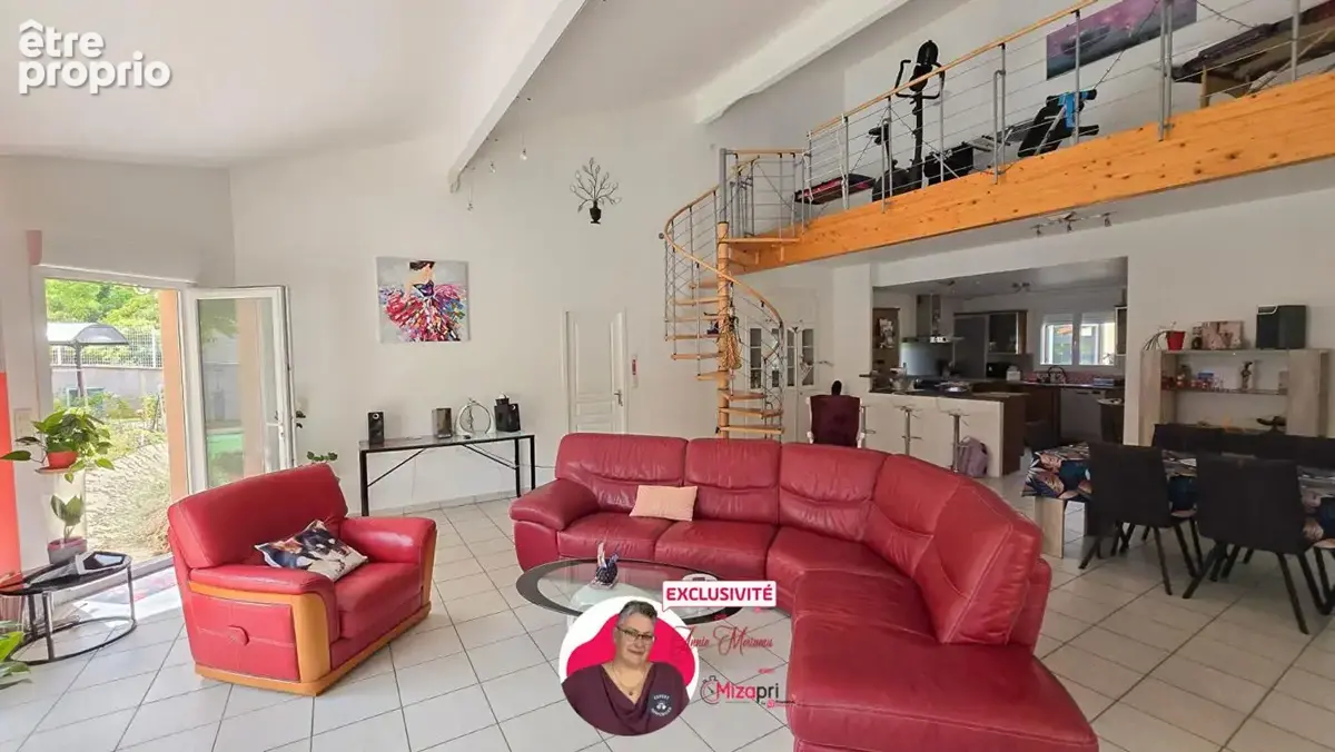 Maison individuelle en plain-pied de 184 m² avec jardin, garage et piscine - photo 10