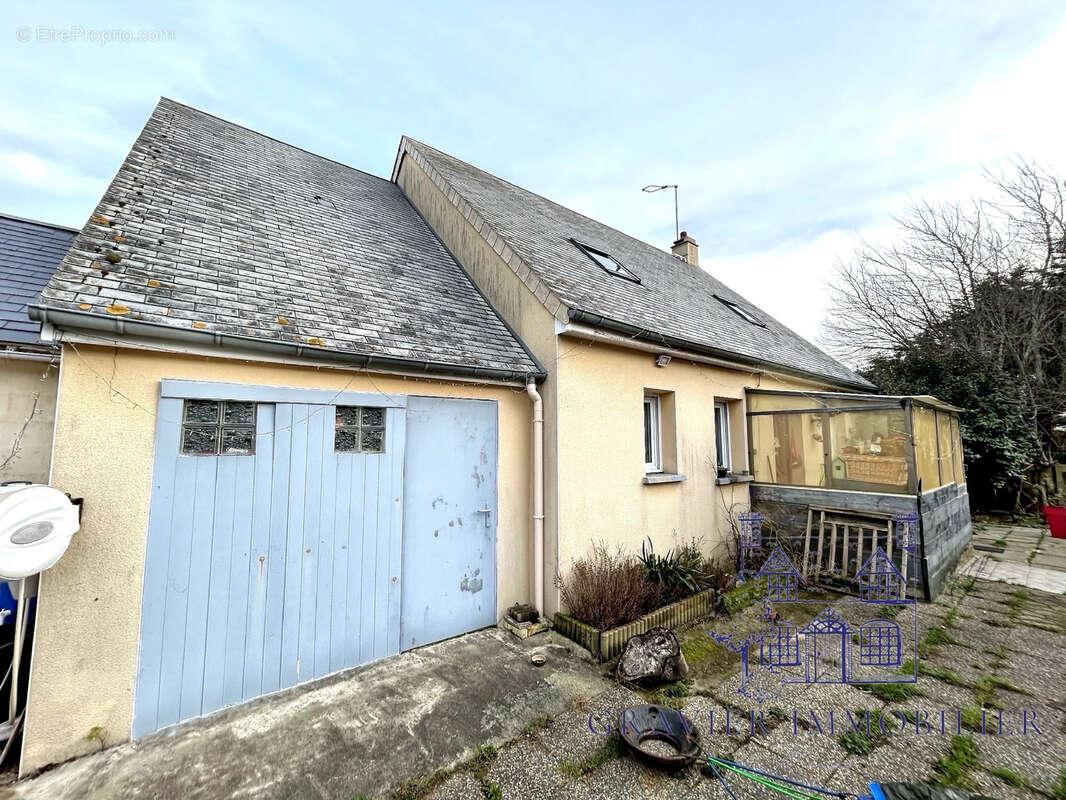 Maison à SAINT-GERMAIN-SUR-AY