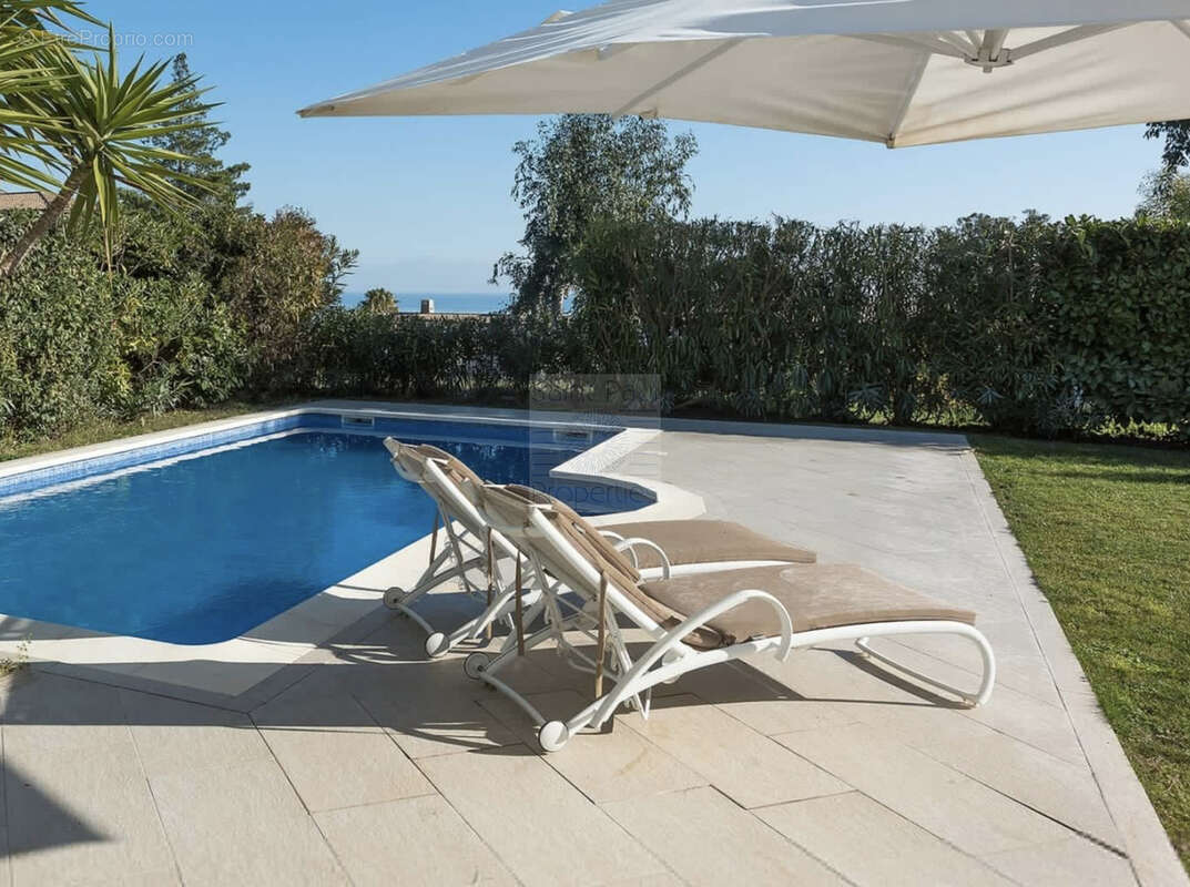 Maison à VILLENEUVE-LOUBET