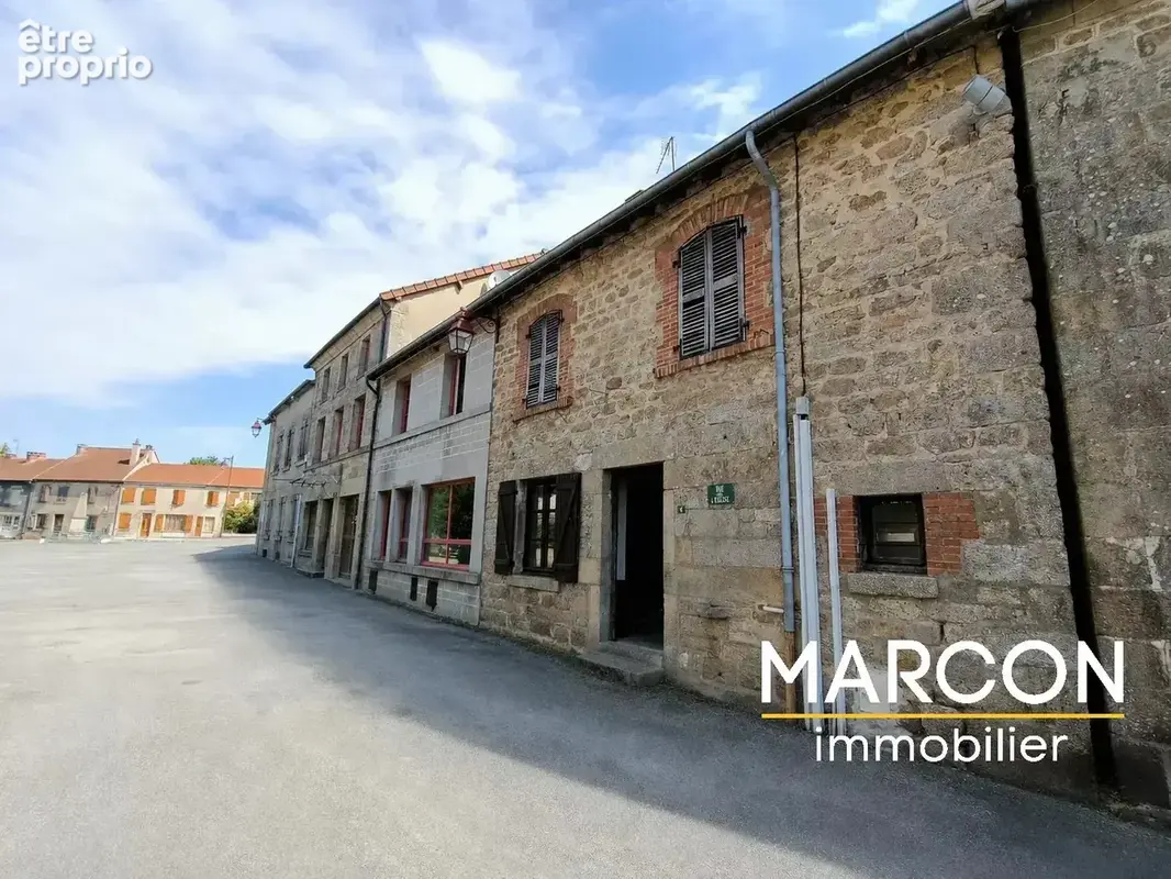 Maison à VIDAILLAT
