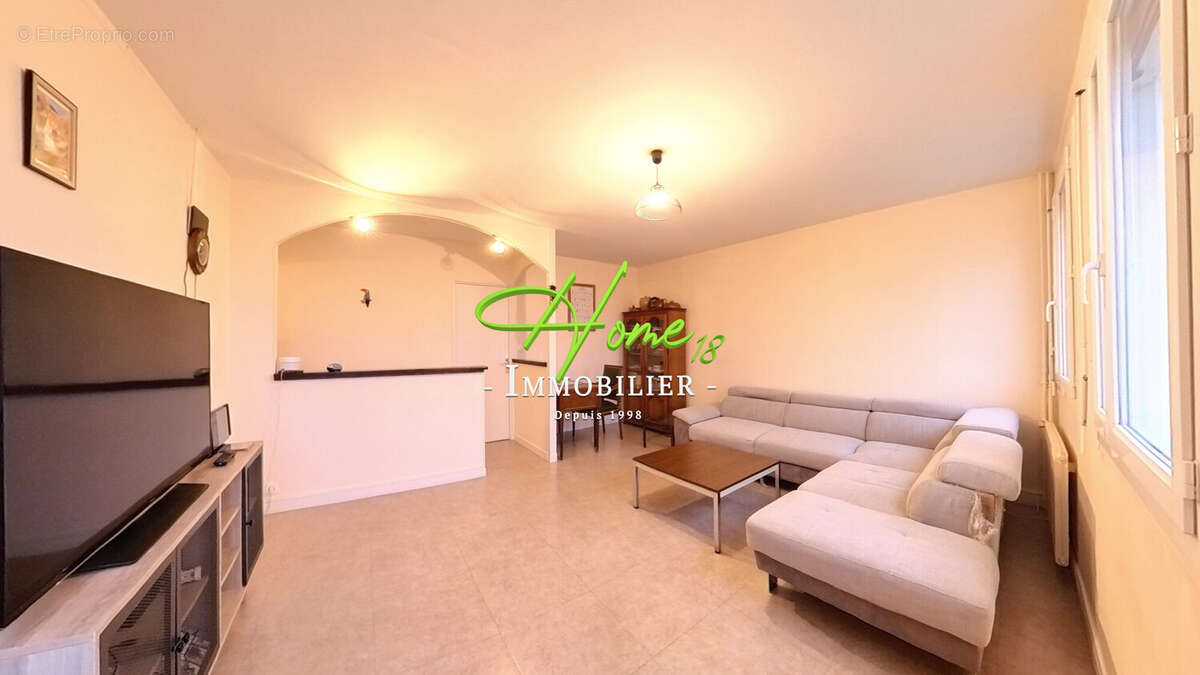 Appartement à SAINT-DOULCHARD