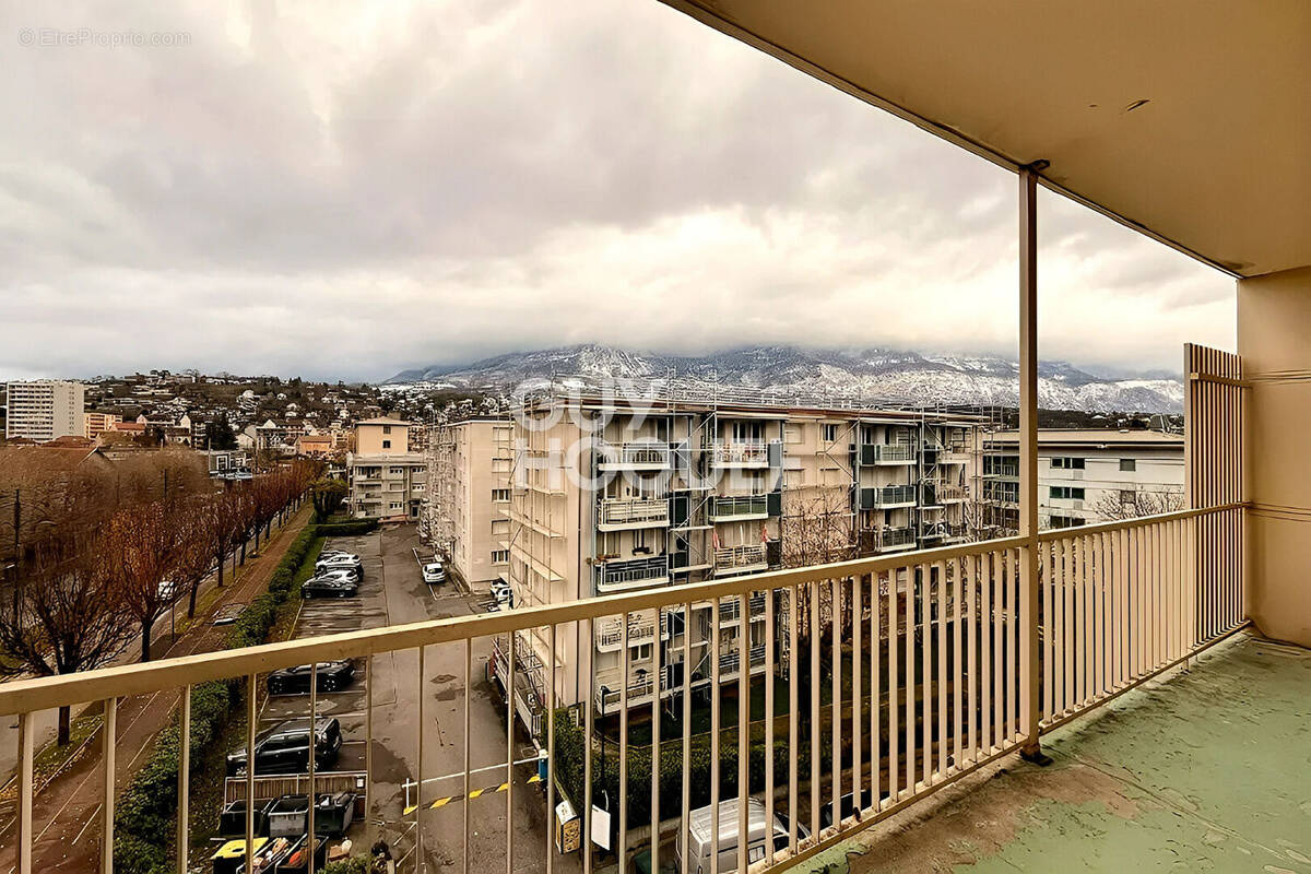 Appartement à AIX-LES-BAINS