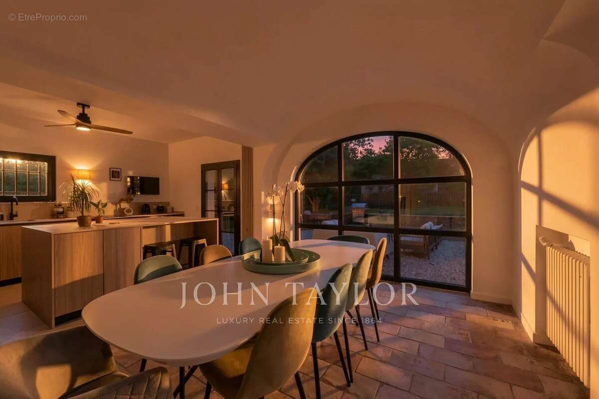 Bastide contemporaine rénovée aux portes d’Aix-en-Provence - photo 20