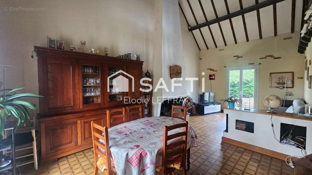 Maison 135 m² à Brette-Les-Pins  - photo 5