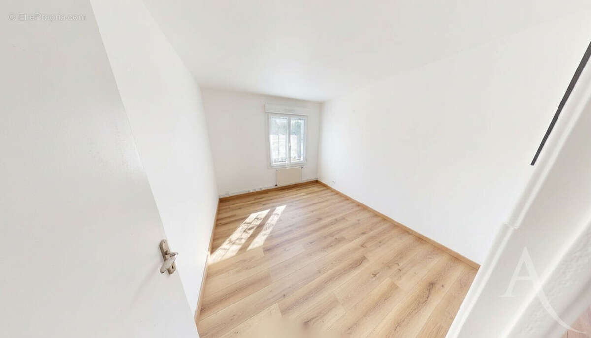 Maison Deols 7 pièce(s) - photo 8