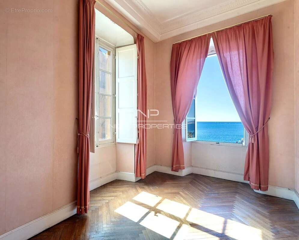 Cours Saleya, magnifique appartement de 7 pièces, vue mer - photo 13